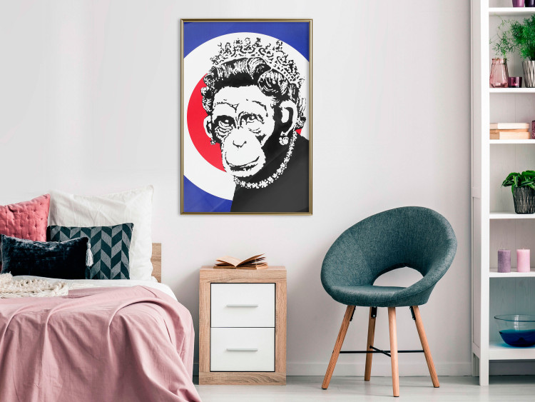 Poster Monkey Queen - unique mural in Banksy style with an animal wearing a crown 118756 additionalImage 7