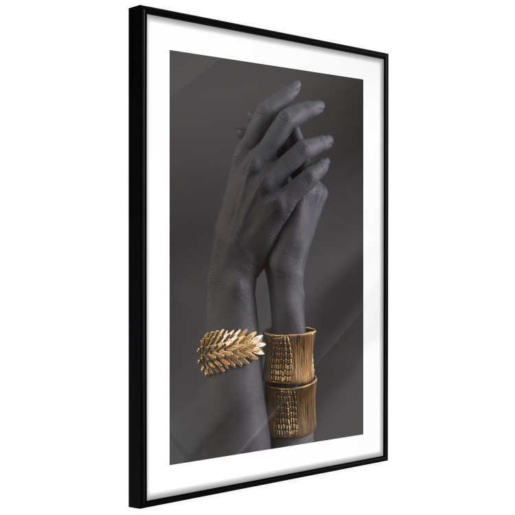 Poster Exotic Duet - black hands with golden accents on a dark background 130456 additionalImage 8