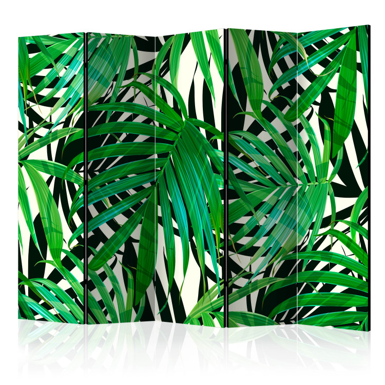 Room Separator Tropical Leaves II - composition of green palm leaves on a gray background 133856