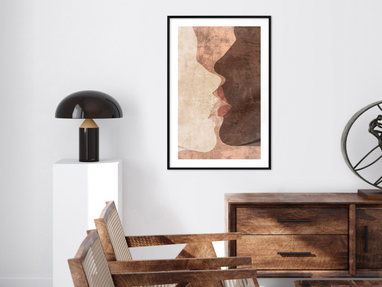 Wall Poster Otherworldly Kiss - a warm romantic abstraction of human faces 136056 additionalImage 9