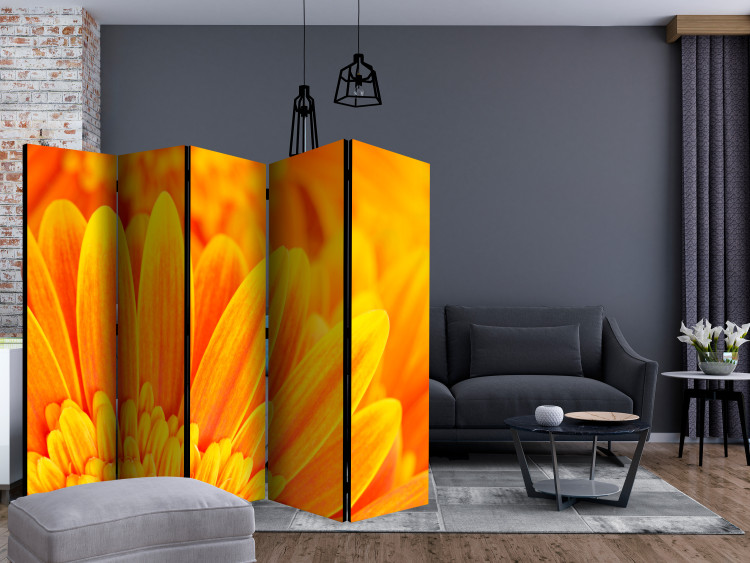 Room Divider Screen Yellow Gerbera II - plant composition of intensely yellow sunflower 133976 additionalImage 4