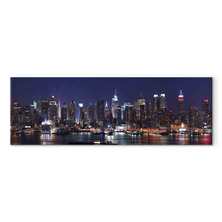 Canvas Art Print Nightlife (1-piece) - New York City skyline and skyscrapers over calm water 149076
