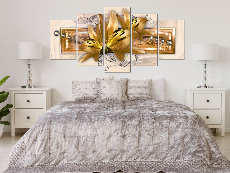 Canvas Print Lilies in the Garden (5 Parts) Wide Golden 118686 additionalImage 3