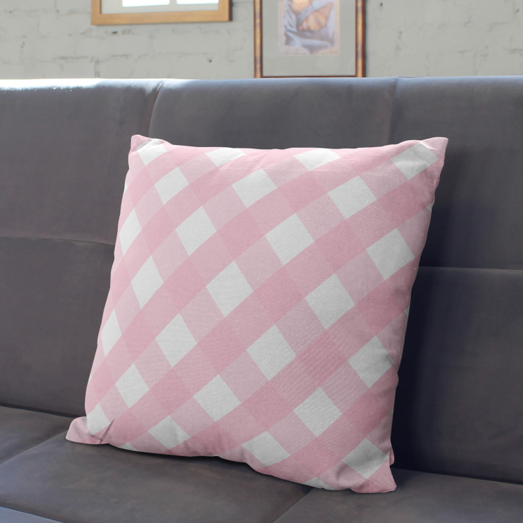 Decorative Microfiber Pillow Pink and white checkerboard - composition with geometric motif cushions 146986 additionalImage 2