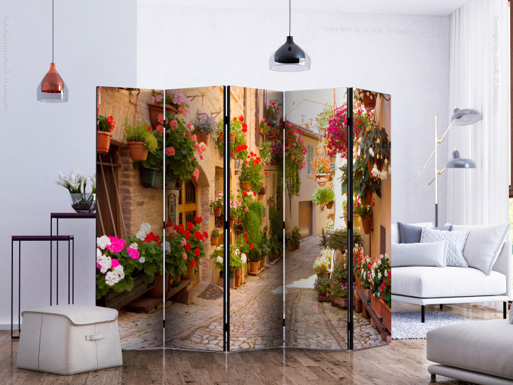 Room Divider Screen Alley in Spello (Italy) II - street with brick buildings and flowers 133996 additionalImage 2