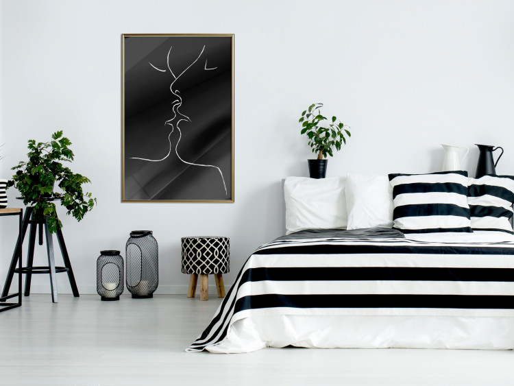 Wall Poster Gentle Kiss - romantic black and white line art with lovers 115227 additionalImage 8