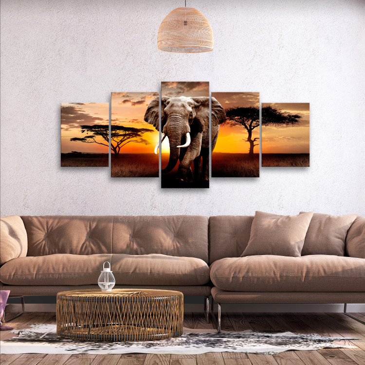 Canvas Print Wandering Elephant (5 Parts) Wide 107237 additionalImage 3