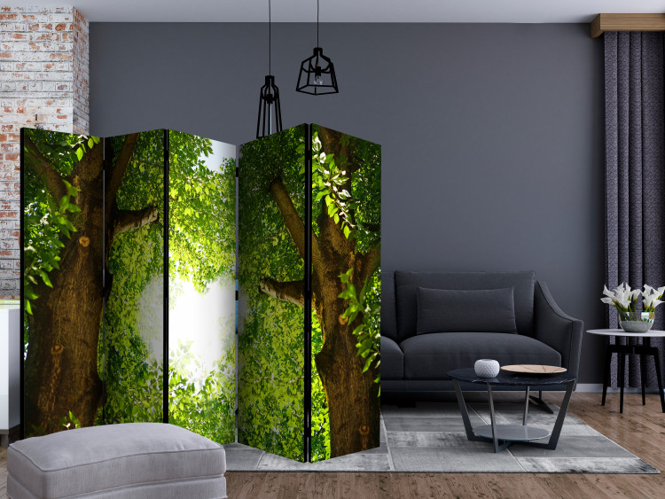 Room Separator Love Glimpse II - trees with leaves forming a heart against the sky 133847 additionalImage 4