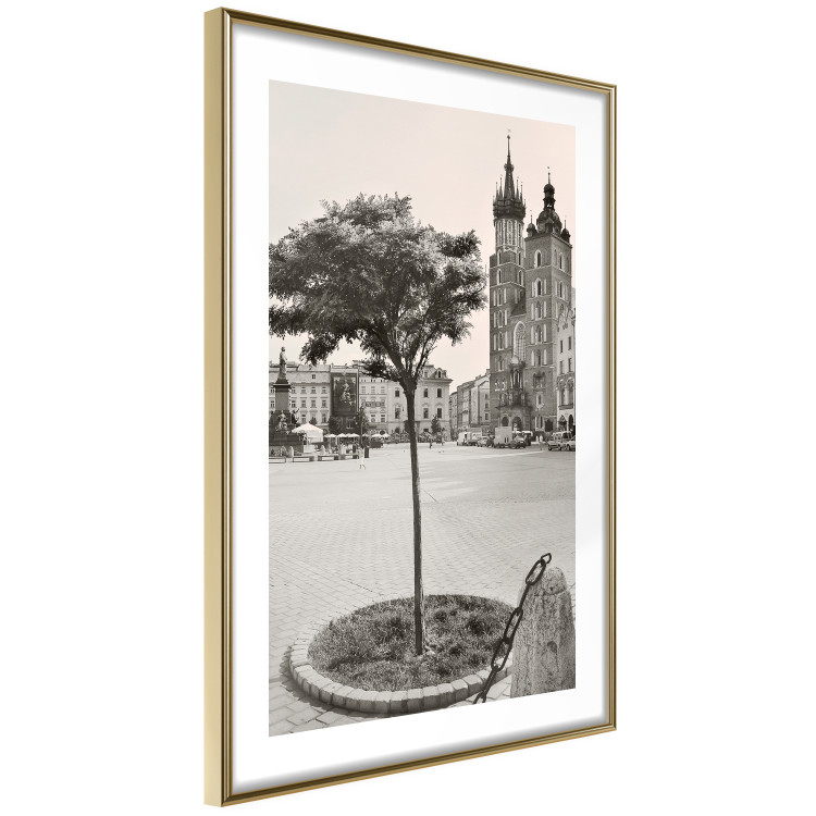 Poster Krakow: St. Mary's Basilica - monument of one of Poland's cities in sepia 118157 additionalImage 6
