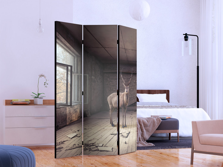Room Divider Screen Lost (3-piece) - fantasy with a deer against architecture 133357 additionalImage 2