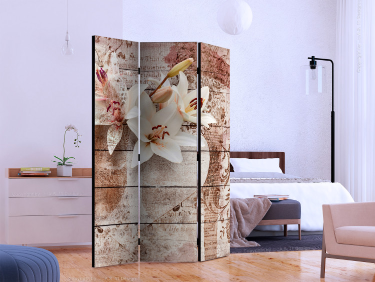 Folding Screen Romantic Memories (3-piece) - flowers and writings on wood 133567 additionalImage 2
