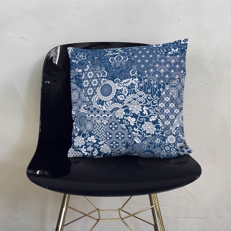 Decorative Microfiber Pillow Floral mosaic - composition in shades of blue and white cushions 147667 additionalImage 3