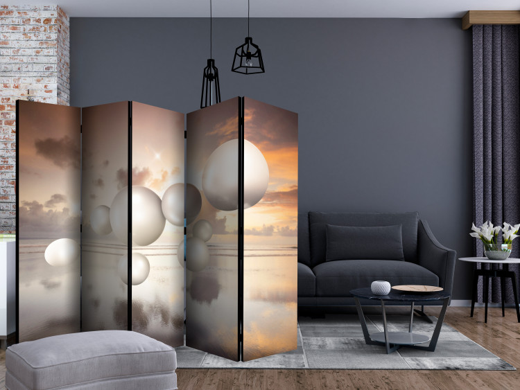 Room Divider Screen Morning Jewels II (5-piece) - 3D illusion with white spheres and water 128977 additionalImage 4