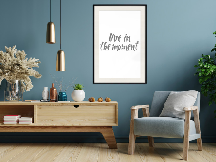 Poster Live In the Moment - gray English text on a white background 135787 additionalImage 19