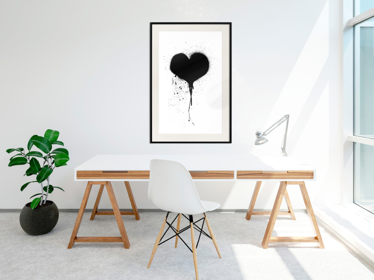 Poster Broken heart - simple black and white composition with a love symbol 115097 additionalImage 22