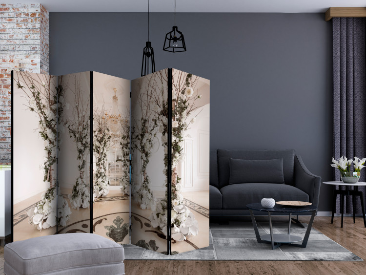 Room Divider Floral Chamber II - luxurious corridor and columns of white flowers 133997 additionalImage 4