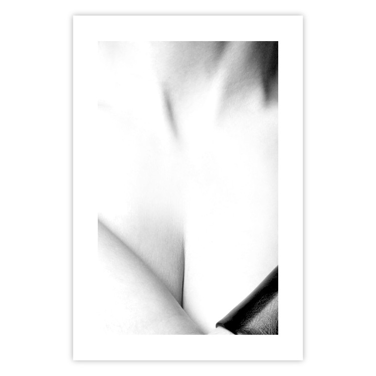 Wall Poster Grace - black and white photograph of female neckline and neck contours 123618 additionalImage 25