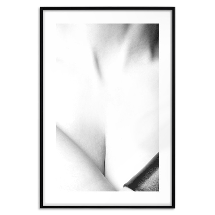 Wall Poster Grace - black and white photograph of female neckline and neck contours 123618 additionalImage 15