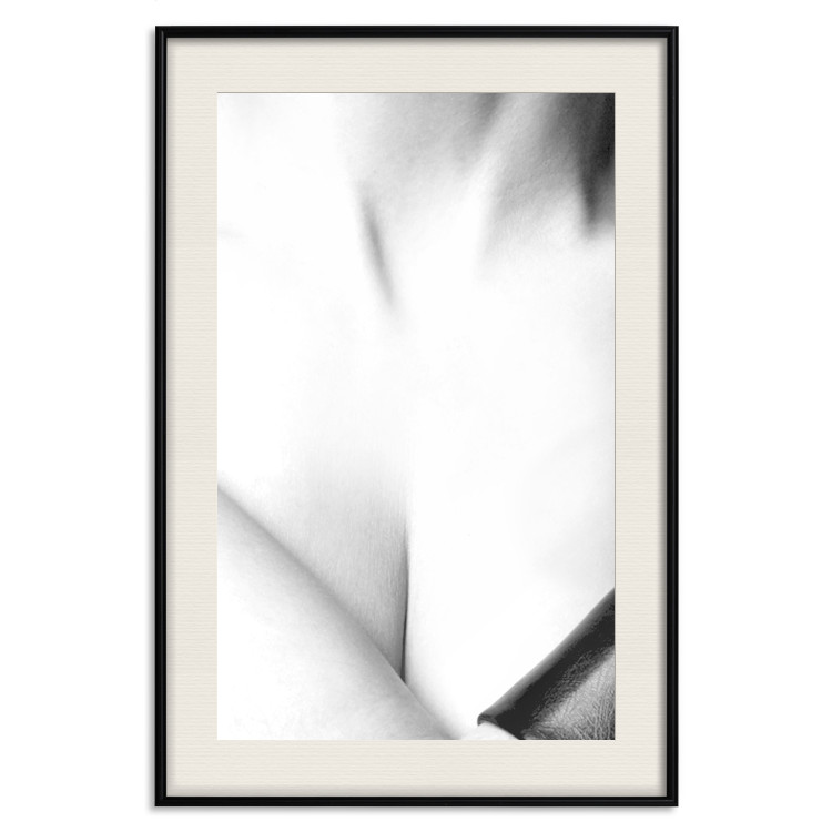 Wall Poster Grace - black and white photograph of female neckline and neck contours 123618 additionalImage 18