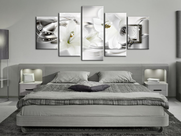 Canvas Art Print Diamond Glow of Lilies (5-piece) - Flowers on a Silver Abstract Background 93118 additionalImage 3