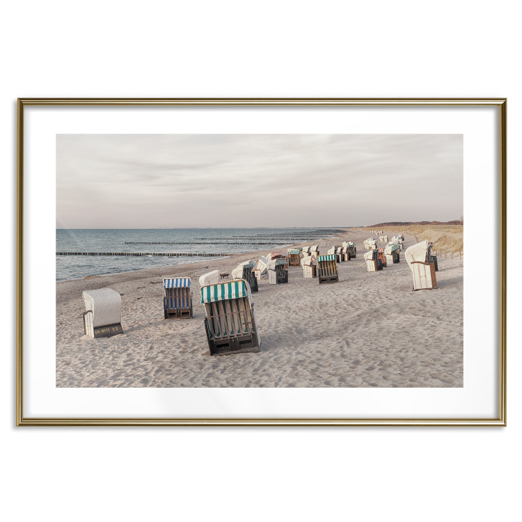 Poster Beach Huts - summer landscape of sandy beach with sea in the background 117028 additionalImage 18