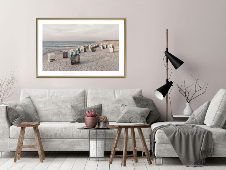 Poster Beach Huts - summer landscape of sandy beach with sea in the background 117028 additionalImage 13