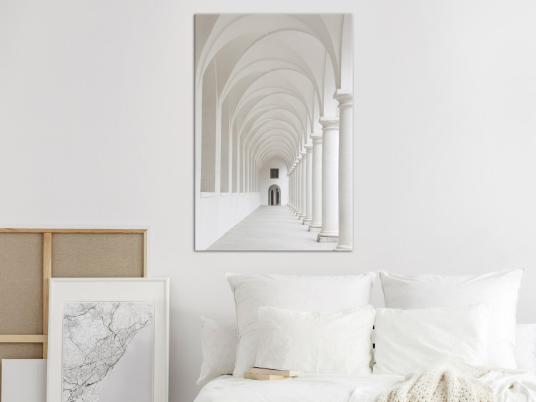 Canvas White colonnade - photograph with church architecture in white 123848 additionalImage 3