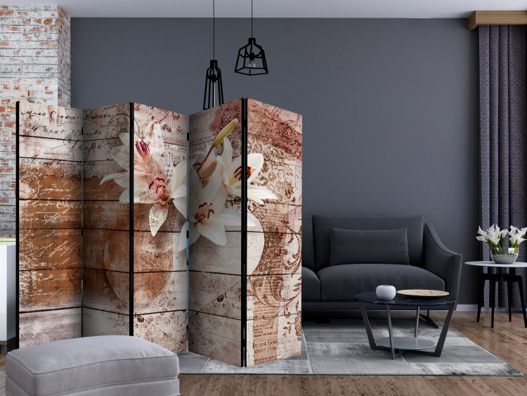 Room Divider Screen Romantic Memories II (5-piece) - flowers and writings on wood 133558 additionalImage 4