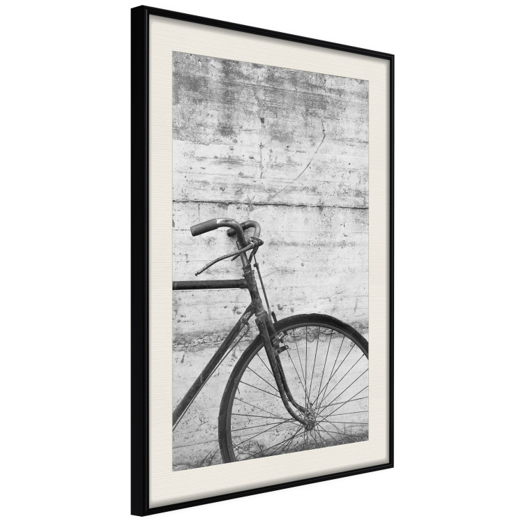 Poster Bike and Concrete - black and white composition with a retro-style bicycle 116968 additionalImage 3