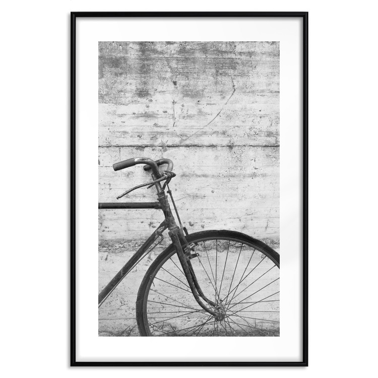 Poster Bike and Concrete - black and white composition with a retro-style bicycle 116968 additionalImage 19
