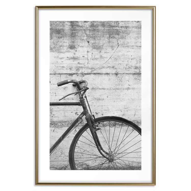Poster Bike and Concrete - black and white composition with a retro-style bicycle 116968 additionalImage 18