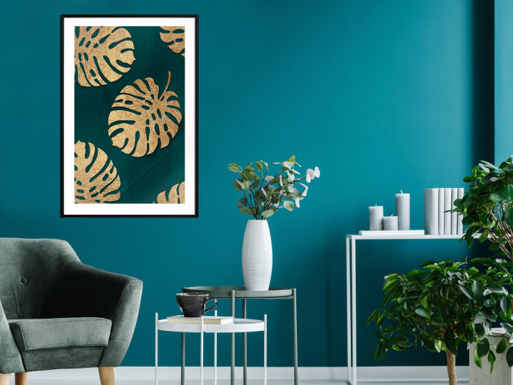 Wall Poster Golden Luxury Leaves - glamorous composition in emerald background and plants 117568 additionalImage 4