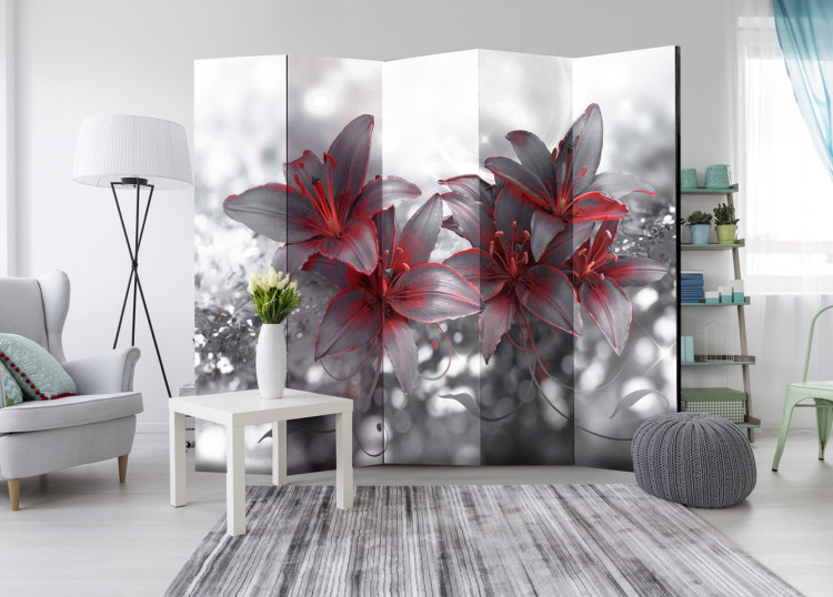 Room Divider Shadow of Passion II - black and white lilies with red details 95368 additionalImage 2