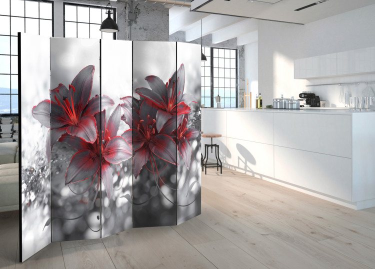 Room Divider Shadow of Passion II - black and white lilies with red details 95368 additionalImage 4