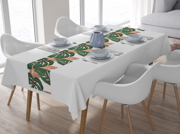 Table Runner Hollow leaves - a botanical composition in shades of green and brown 147178 additionalImage 3