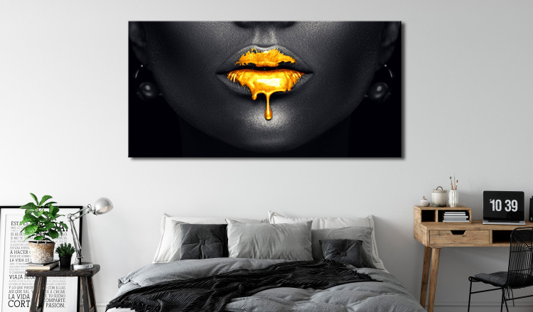 Large canvas print Gold Lips II [Large Format] 128498 additionalImage 5