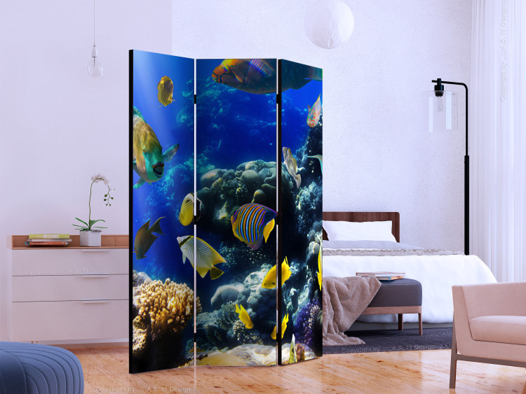 Folding Screen Underwater Adventure (3-piece) - colorful fish against deep-sea backdrop 132629 additionalImage 2