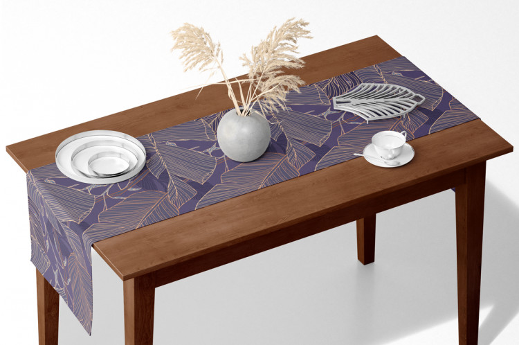 Table Runner Gold leafing - graphic floral motif with leaves in linear art 147329 additionalImage 4