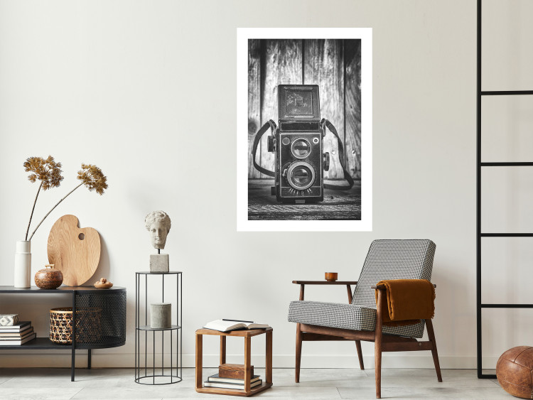 Poster Retro Dream - black and white composition with a phone on wooden planks background 137239 additionalImage 22