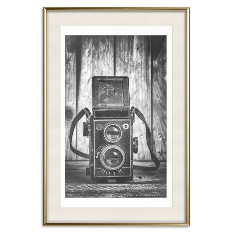 Poster Retro Dream - black and white composition with a phone on wooden planks background 137239 additionalImage 16