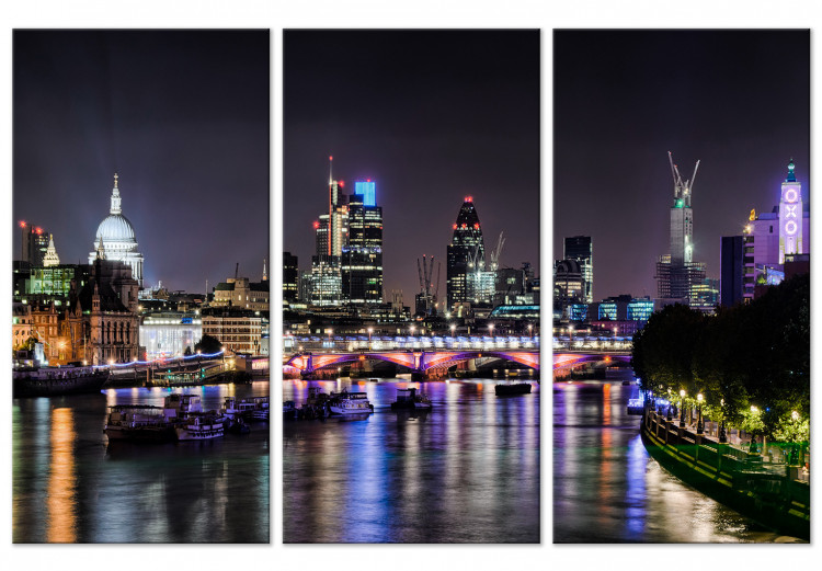 Canvas Art Print Triptych on the river in London - photo of the night city with bridge 123649