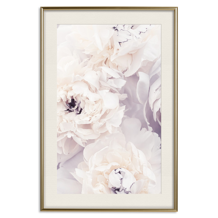 Poster Vanilla Magnolias - composition of flowers with a delicate purple hue 135759 additionalImage 27