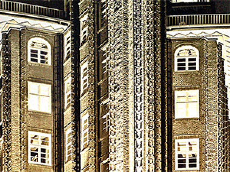 Canvas Art Print Mysterious architecture Hamburg 50559 additionalImage 3