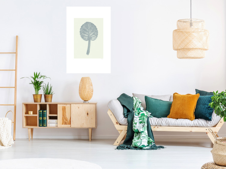 Poster Pastel Beauty - simple composition with a leaf in light colors 117769 additionalImage 17