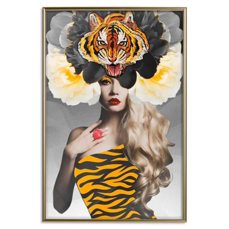 Poster Tiger Eye - abstract woman in tiger outfit on gray background 127869 additionalImage 17
