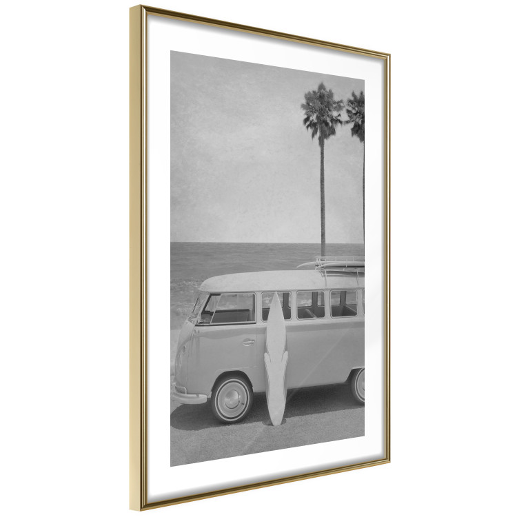 Wall Poster Holiday Trip - black and white landscape with a car and beach in the background 116489 additionalImage 8