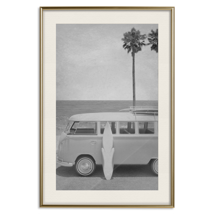 Wall Poster Holiday Trip - black and white landscape with a car and beach in the background 116489 additionalImage 19