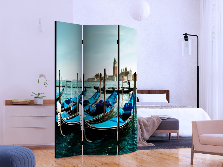 Room Divider Screen Gondolas on the Grand Canal (3-piece) - boats and beautiful Venice in the background 133099 additionalImage 2
